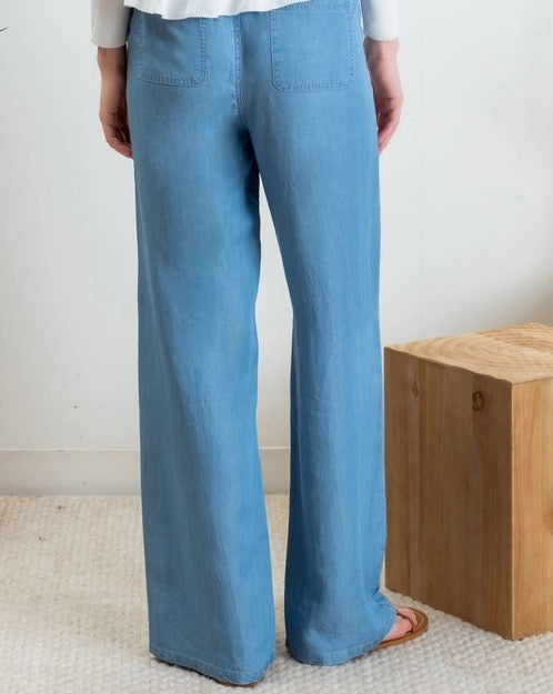 Beth Chambray Pant