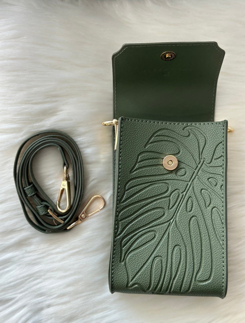 Ocean's End Handbag Megan Crossbody in Emerald Megan Crossbody in Onyx | Ocean's End at Valia Honolulu Valia Honolulu