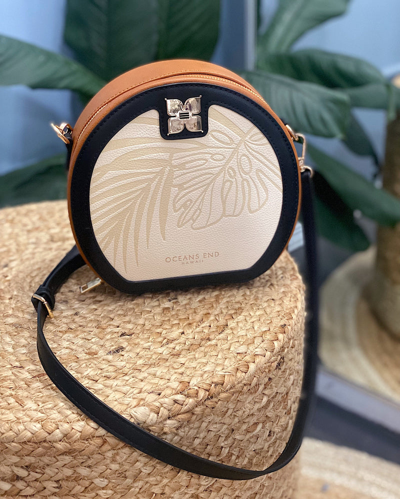 Ocean's End Handbag Handbag Dani in Tricolor Ocean's End Handbag Dani in Tricolor | Valia Honolulu Valia Honolulu