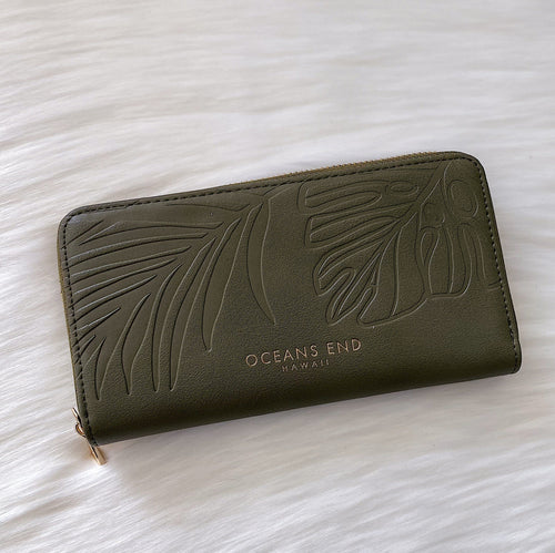 Ocean's End Handbag Luxe Wallet in Olive Ocean's End Luxe Wallet in Olive | Valia Honolulu Valia Honolulu